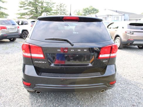 Used 2012 Dodge Journey SXT w/ Popular Equipment Group FWD image 8