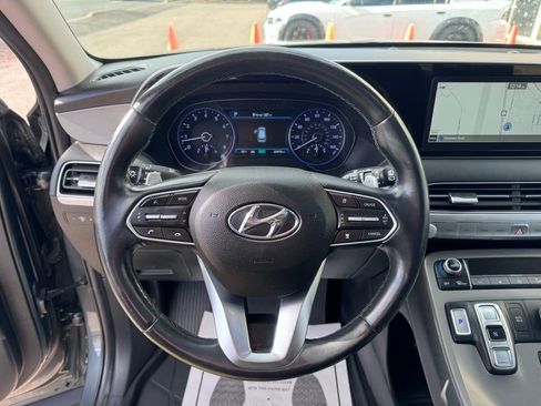 Used 2022 Hyundai Palisade SEL w/ Premium Package image 17