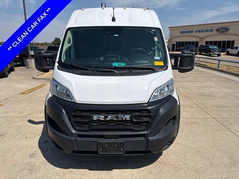 Used 2023 RAM ProMaster 2500 FWD image 2