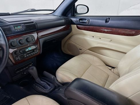 Used 2001 Chrysler Sebring Limited image 20