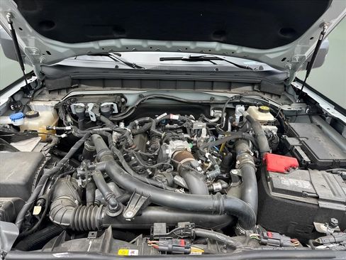 Used 2023 Ford Bronco Wildtrak AWD/4WD image 30