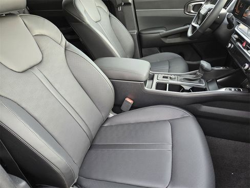 New 2026 Kia Sorento S image 10