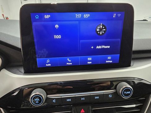 Used 2022 Ford Escape SE w/ Cold Weather Package FWD image 16