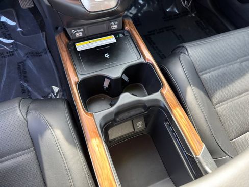 Used 2020 Honda CR-V Touring image 24