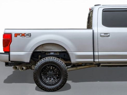 Used 2020 Ford F250 Lariat w/ Lariat Ultimate Package image 6