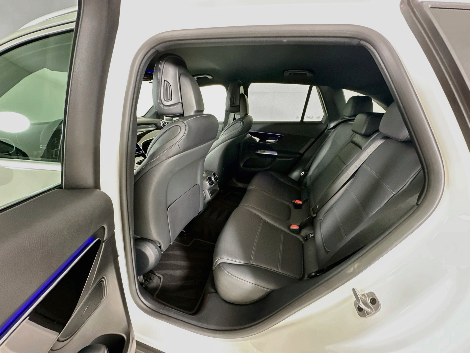 Certified 2026 Mercedes-Benz GLC 300 image 25