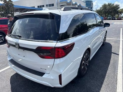 Certified 2025 Honda Odyssey Elite image 5