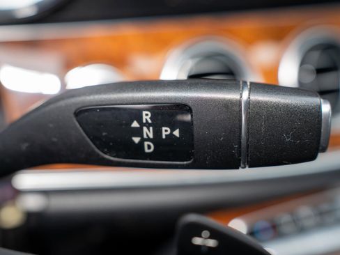 Used 2019 Mercedes-Benz E 300 4MATIC w/ Premium 1 Package image 33