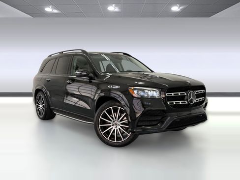 Used 2023 Mercedes-Benz GLS 450 4MATIC w/ AMG Line Exterior image 6