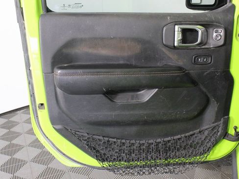 Used 2021 Jeep Gladiator Mojave image 12