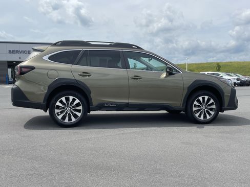 Certified 2024 Subaru Outback Limited AWD/4WD image 2