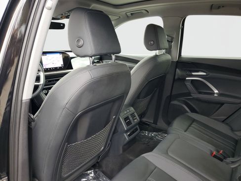Used 2025 Audi Q5 Premium w/ Convenience Package AWD/4WD image 13