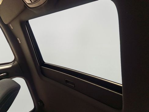 Used 2021 RAM 1500 Big Horn image 14