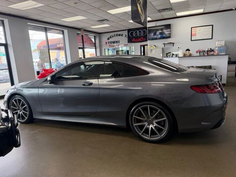Used 2018 Mercedes-Benz S 560 4MATIC Coupe w/ AMG Line image 11