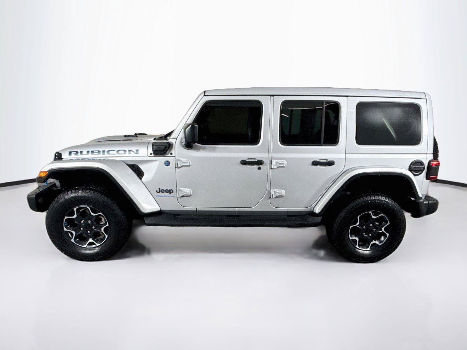 Used 2023 Jeep Wrangler Unlimited Rubicon 4xe w/ Steel Bumper Group AWD/4WD image 2