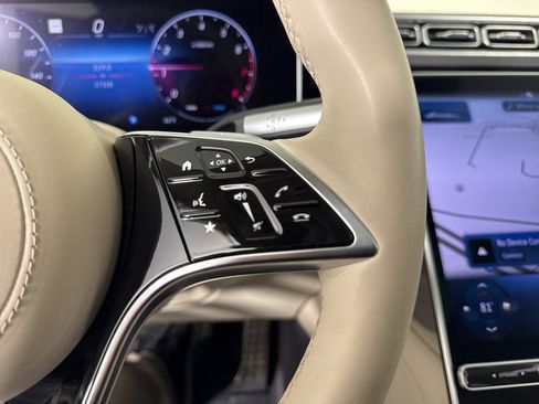 Certified 2023 Mercedes-Benz S 580 4MATIC Sedan image 37