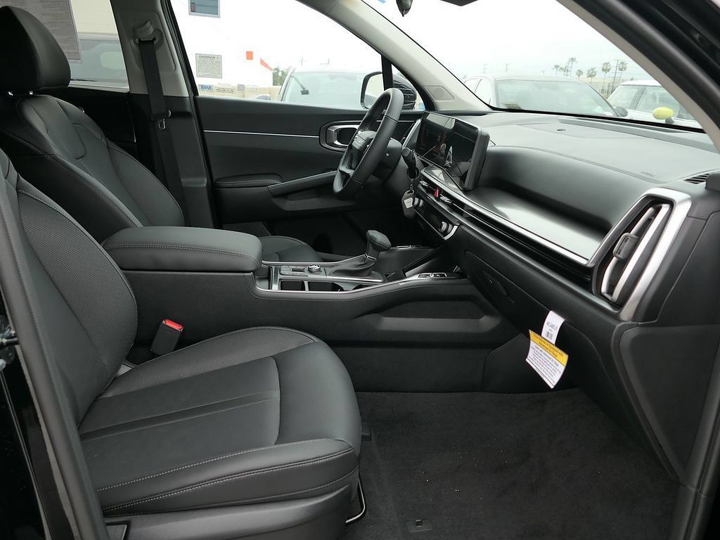 New 2026 Kia Sorento S FWD image 25