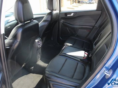 Used 2022 Ford Escape SEL image 7