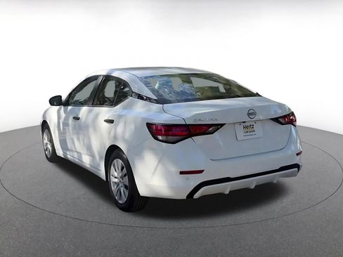 Used 2025 Nissan Sentra S image 11
