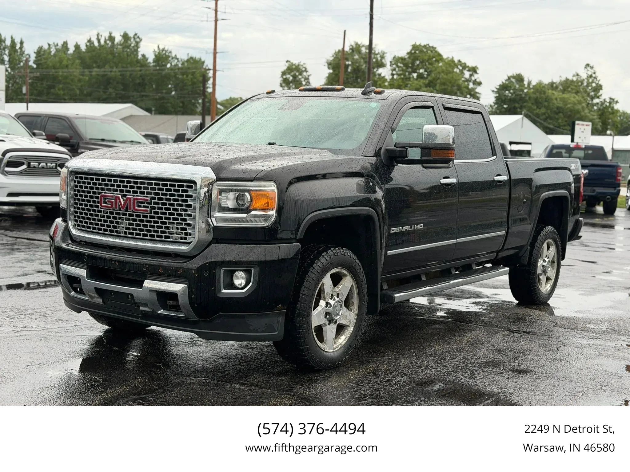 Used 2015 GMC Sierra 2500 Denali w/ Driver Alert Package AWD/4WD image 1