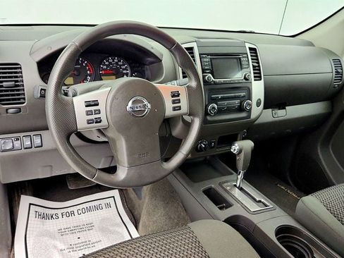 Used 2017 Nissan Frontier SV AWD/4WD image 10