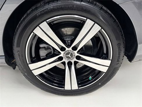 Certified 2025 Mercedes-Benz C 300 4MATIC Sedan image 33