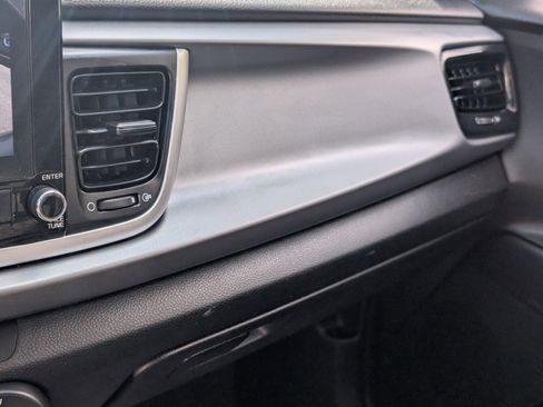 Used 2023 Kia Rio S image 22