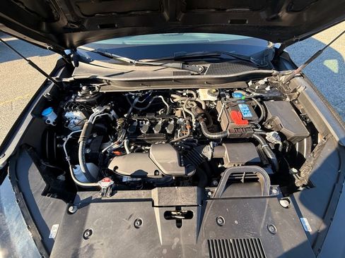 Used 2024 Honda CR-V EX-L image 12