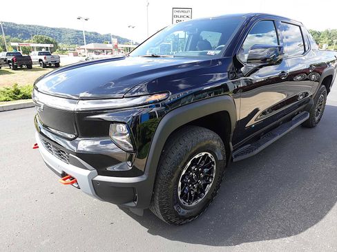 New 2026 Chevrolet Silverado EV Trail Boss w/ Plus Package AWD/4WD image 5
