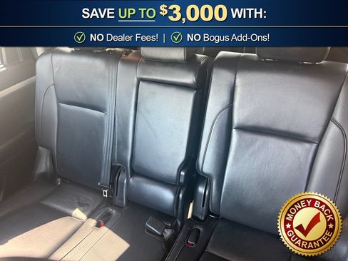 Used 2019 Toyota Highlander XLE AWD/4WD image 21