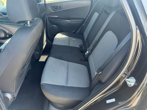 Used 2021 Hyundai Kona SEL Plus AWD/4WD image 9