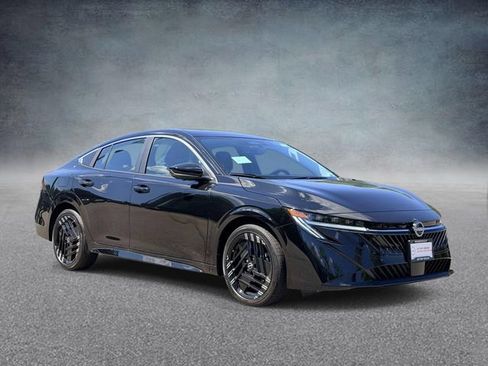 New 2026 Nissan Sentra SR w/ SR Premium Package FWD image 1