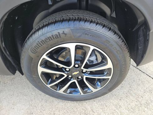 Used 2025 Chevrolet TrailBlazer LT AWD/4WD image 25
