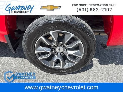 Used 2023 Chevrolet Silverado 1500 RST w/ Convenience Package II AWD/4WD image 11