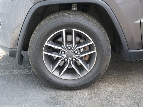 Used 2020 Jeep Grand Cherokee Limited w/ Premium Lighting Group AWD/4WD image 6