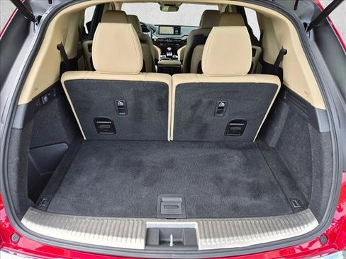Used 2023 Acura MDX SH-AWD w/ Advance Package image 6