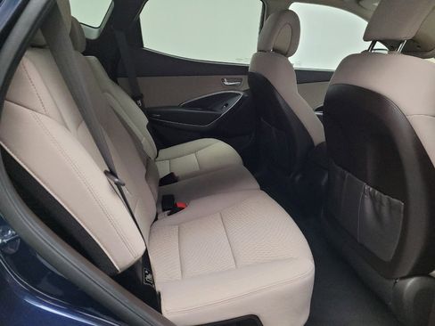 Used 2017 Hyundai Santa Fe Sport image 19