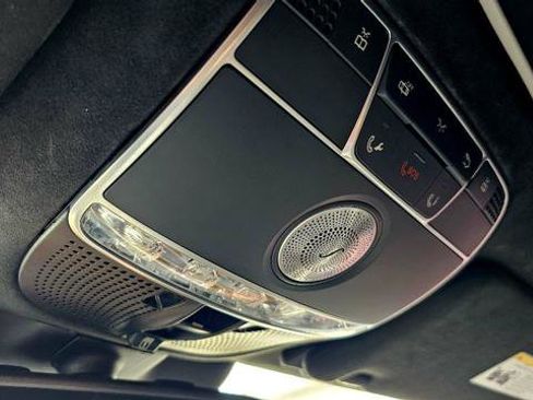 Used 2015 Mercedes-Benz S 63 AMG 4MATIC Sedan image 33