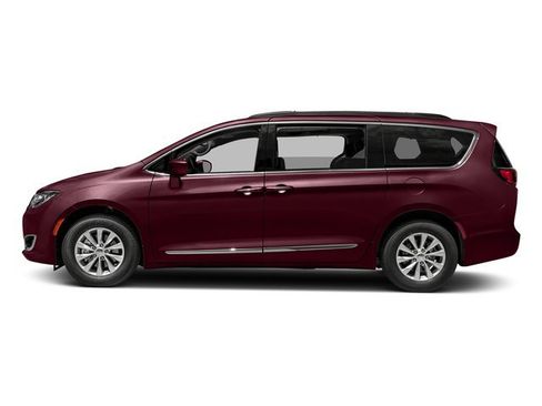 Used 2017 Chrysler Pacifica Limited FWD image 3