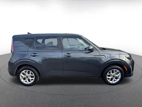 Used 2025 Kia Soul LX w/ LX Technology Package image 15