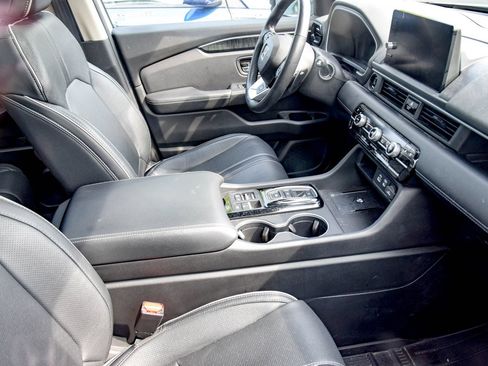 Used 2024 Honda Pilot Elite image 19