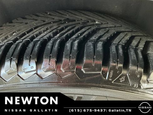 Used 2019 Nissan Pathfinder Platinum FWD image 55