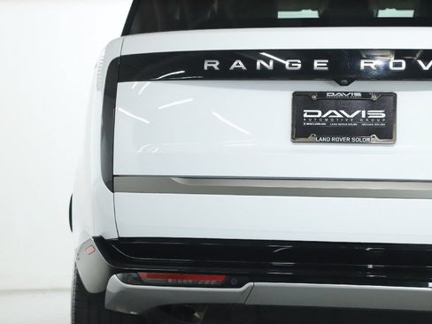 Used 2025 Land Rover Range Rover SE AWD/4WD image 44