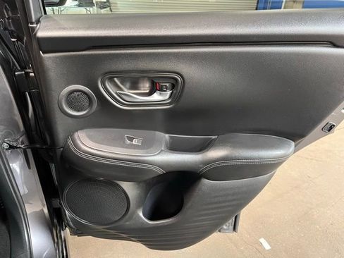 Used 2024 Honda HR-V EX-L image 13