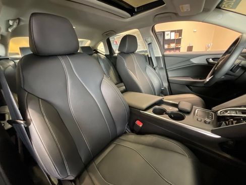 Certified 2025 Acura TLX w/ Technology Package FWD image 21