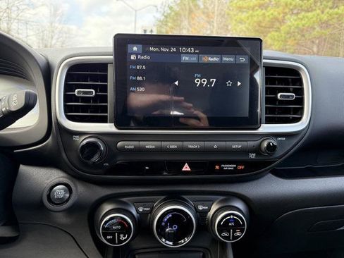 New 2026 Hyundai Venue SEL image 20