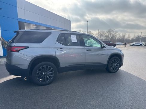 Used 2023 Chevrolet Traverse RS w/ LPO, Floor Liner Package image 16