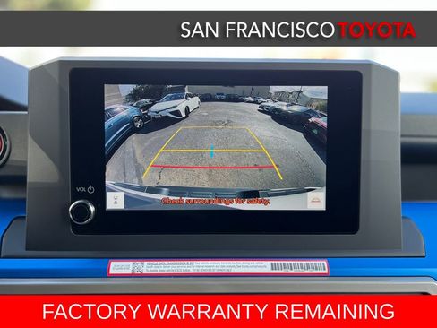 Certified 2025 Toyota Tacoma TRD Off-Road image 31