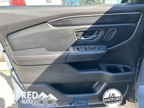 Used 2023 Honda Pilot Elite image 23