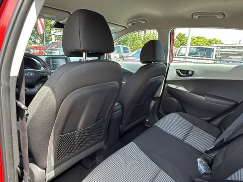 Used 2021 Hyundai Kona SE FWD image 20